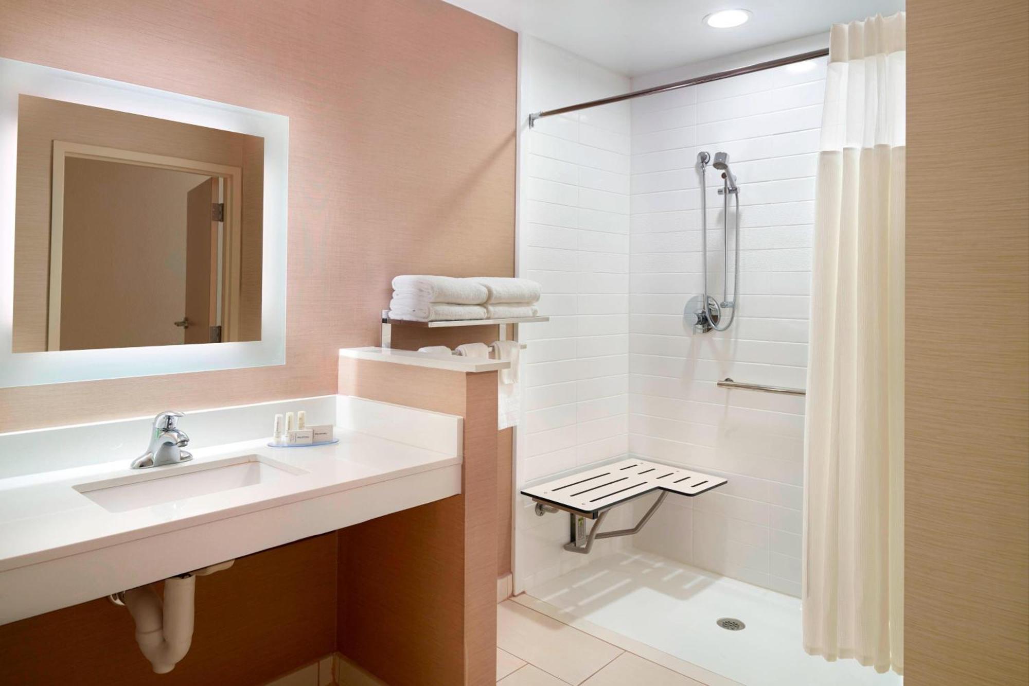 Fairfield Inn & Suites By Marriott Hendersonville Flat Rock Exteriér fotografie